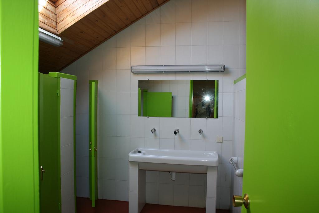 Alberg Escola De Piraguisme De Sort Chambre photo